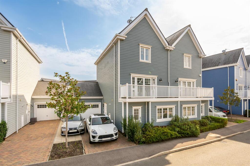 Main image of property: Champlain Street, Reading RG2