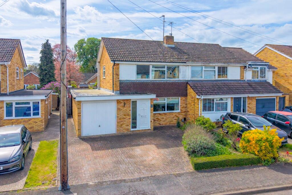 Main image of property: Links Way, St. Ives, Cambridgeshire, PE27