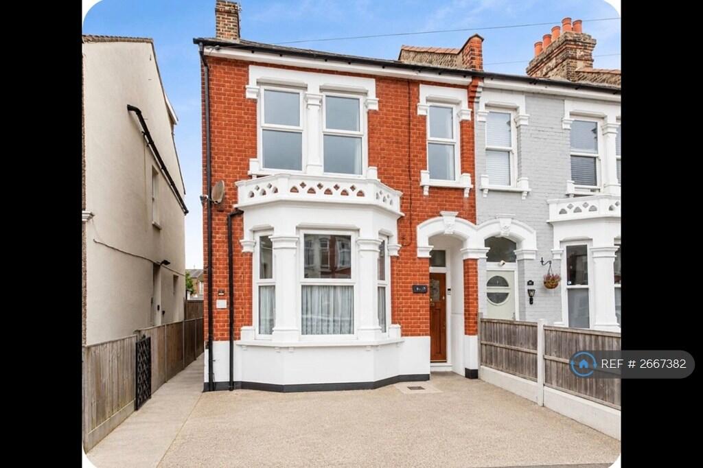 Main image of property: Christchurch Road, Southend-On-Sea, SS2