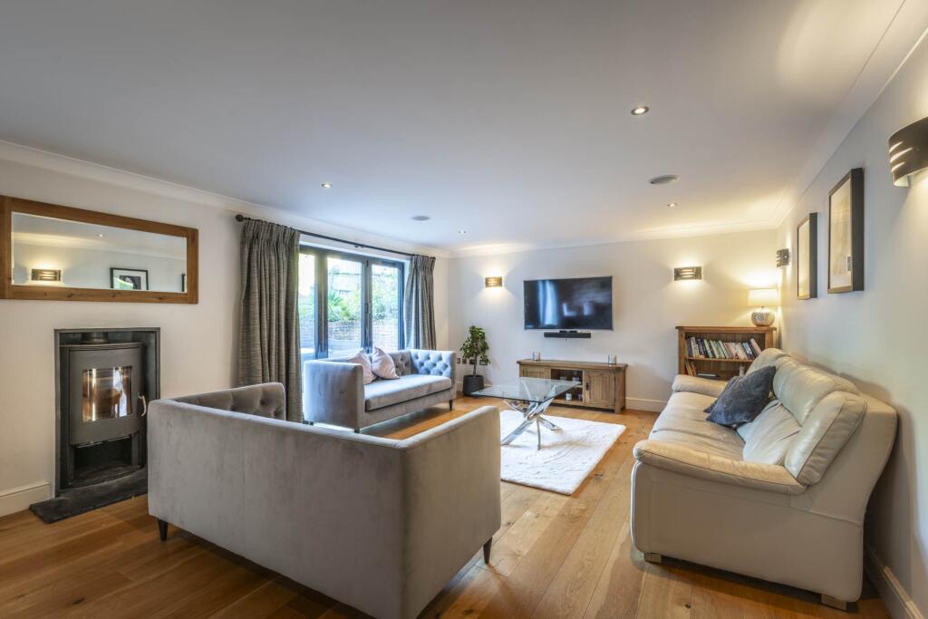 House in Tonbridge - View 5
