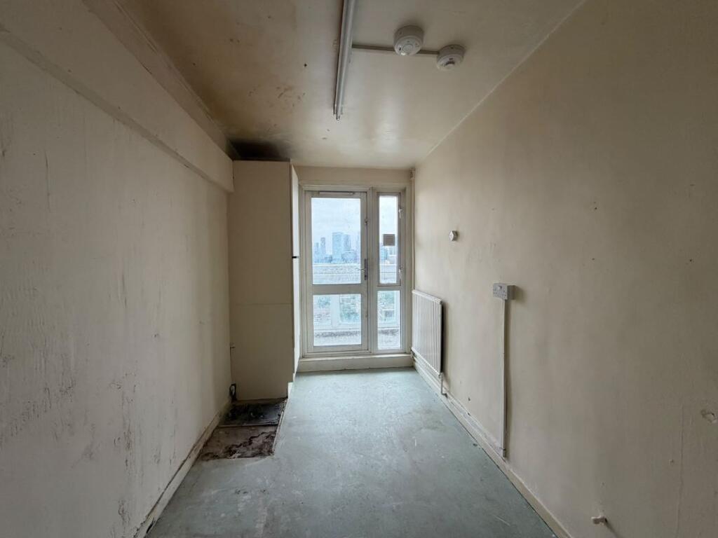 Apartment in London - More