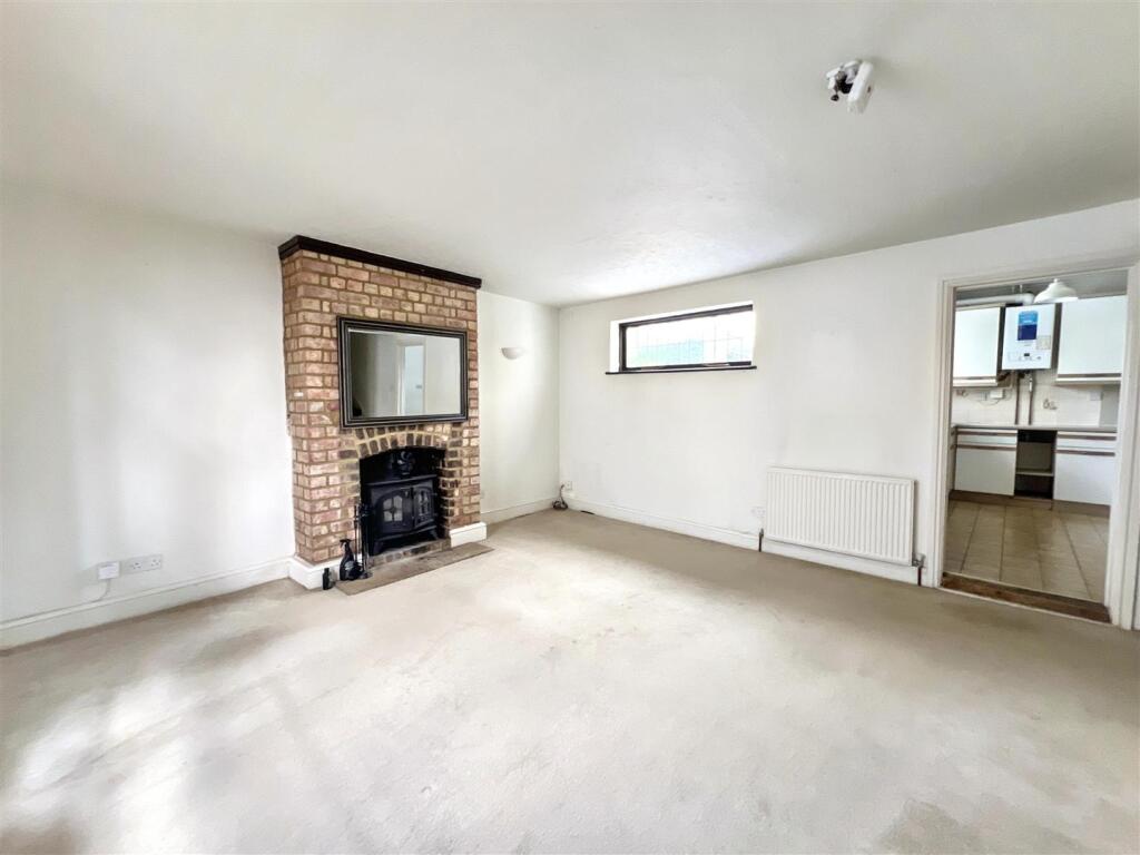 House in Northampton - View 5