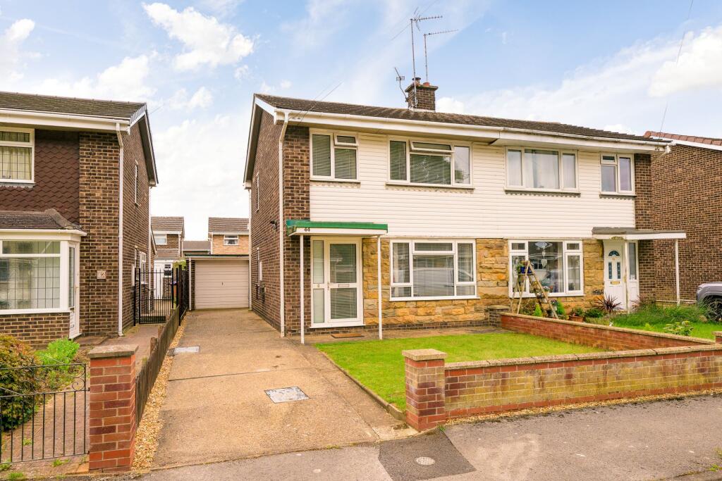 Main image of property: Oak Crescent, Boston, PE21