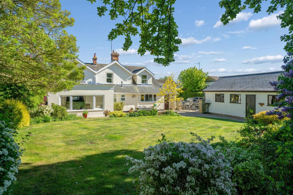 Main image of property: Park Road, Sherington, Newport Pagnell