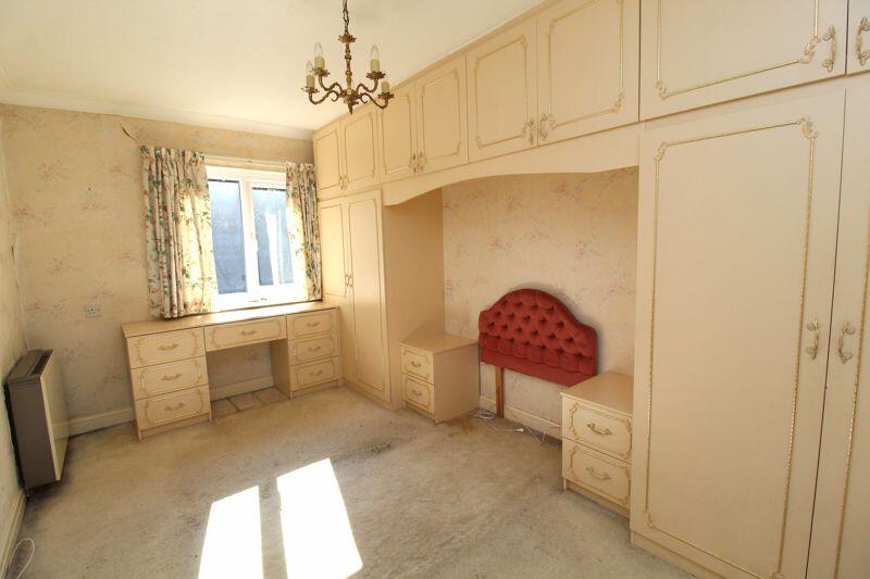 203 Brooklands Road, Sale photo 3