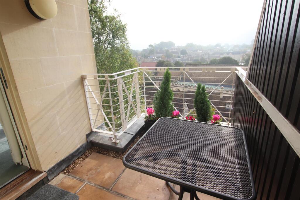 Additional image 2 of The Ropewalk, Bradford-On-Avon