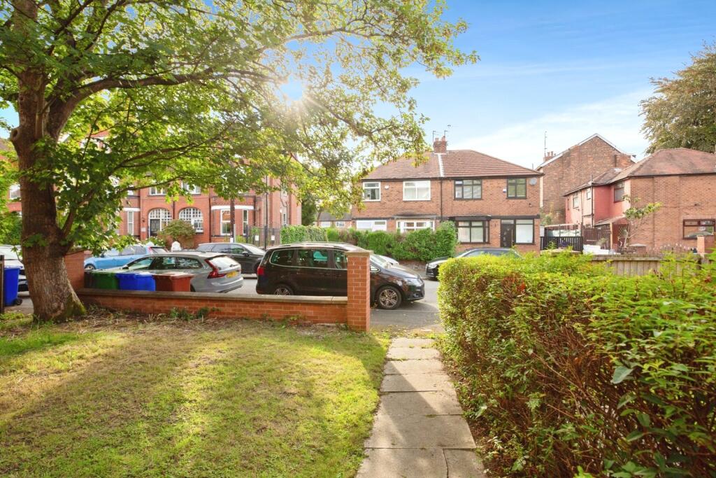 House in Manchester, Whalley Range - View 5