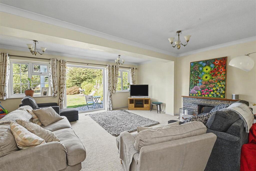 House in St Albans, Blackmore End, Wheathampstead - View 2