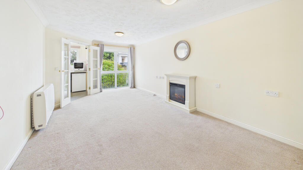 Apartment in Truro - View 2