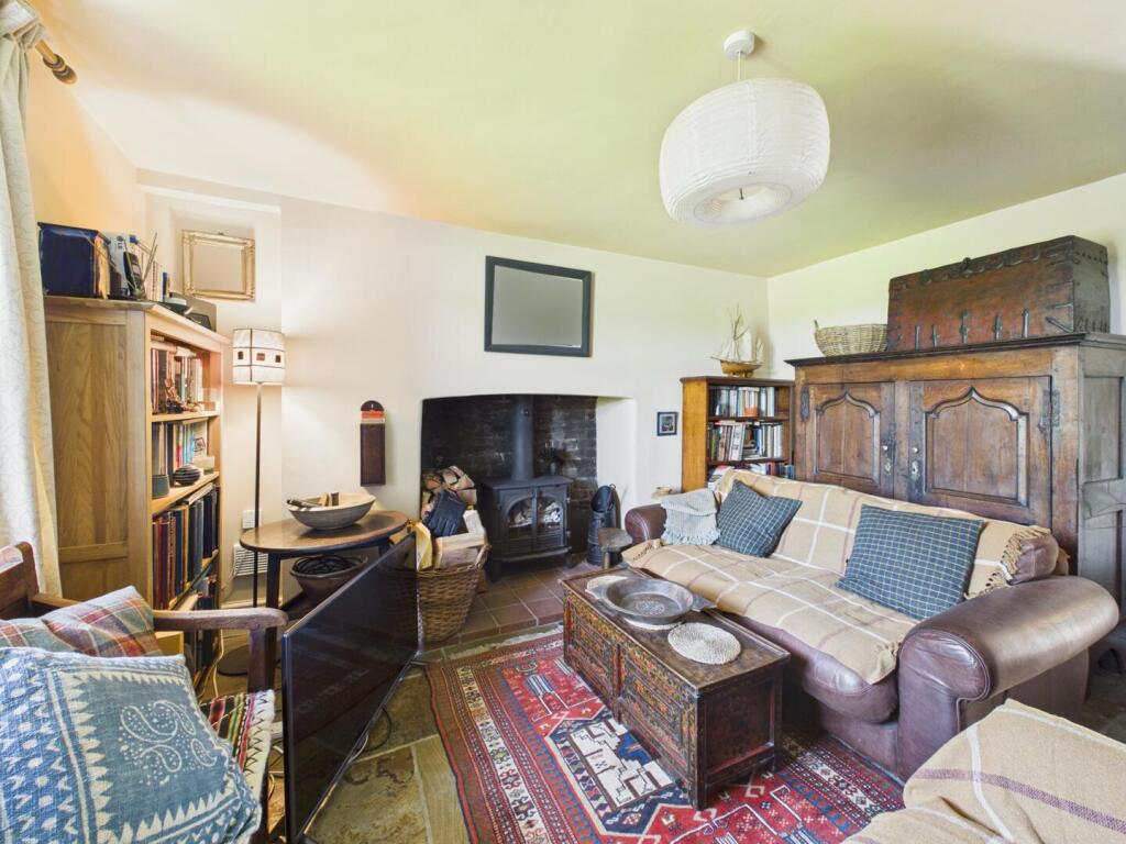 House in Craig-cefn-parc, Mawr - View 2