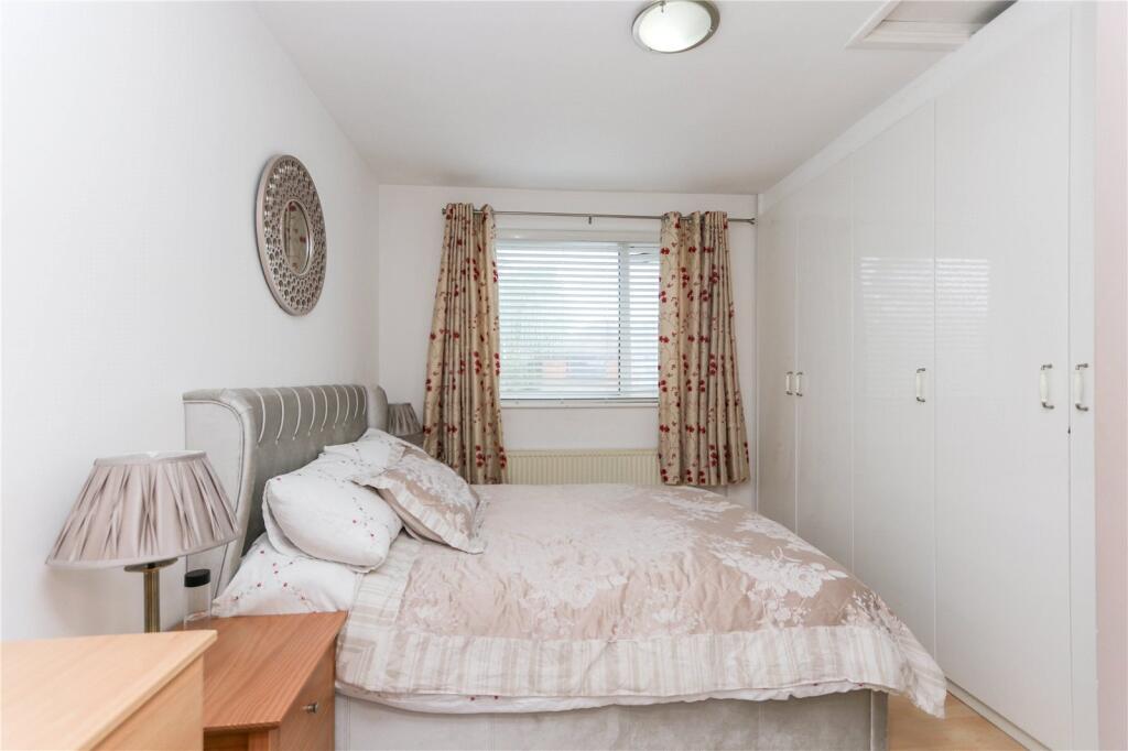 House in Stockport, Greater Manchester - View 5