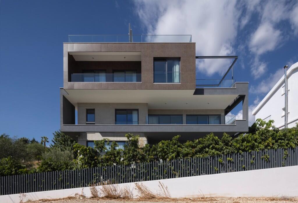 Main image of property: Mesa Geitonia, Limassol