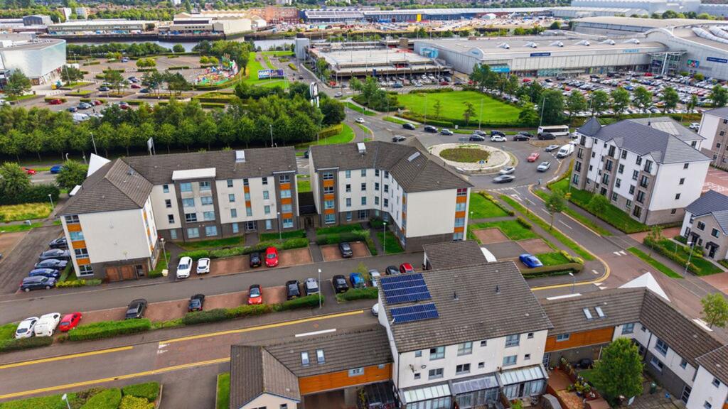 Apartment in Renfrew, Braehead - View 2