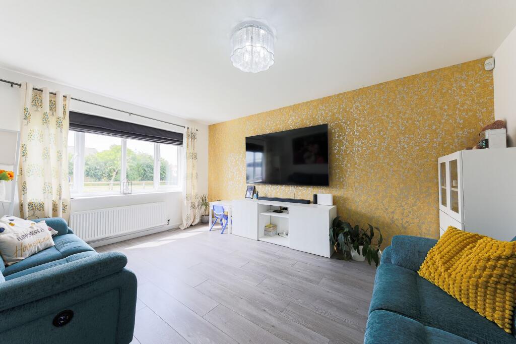 House in North Tyneside, Holystone Park, Holystone - View 2
