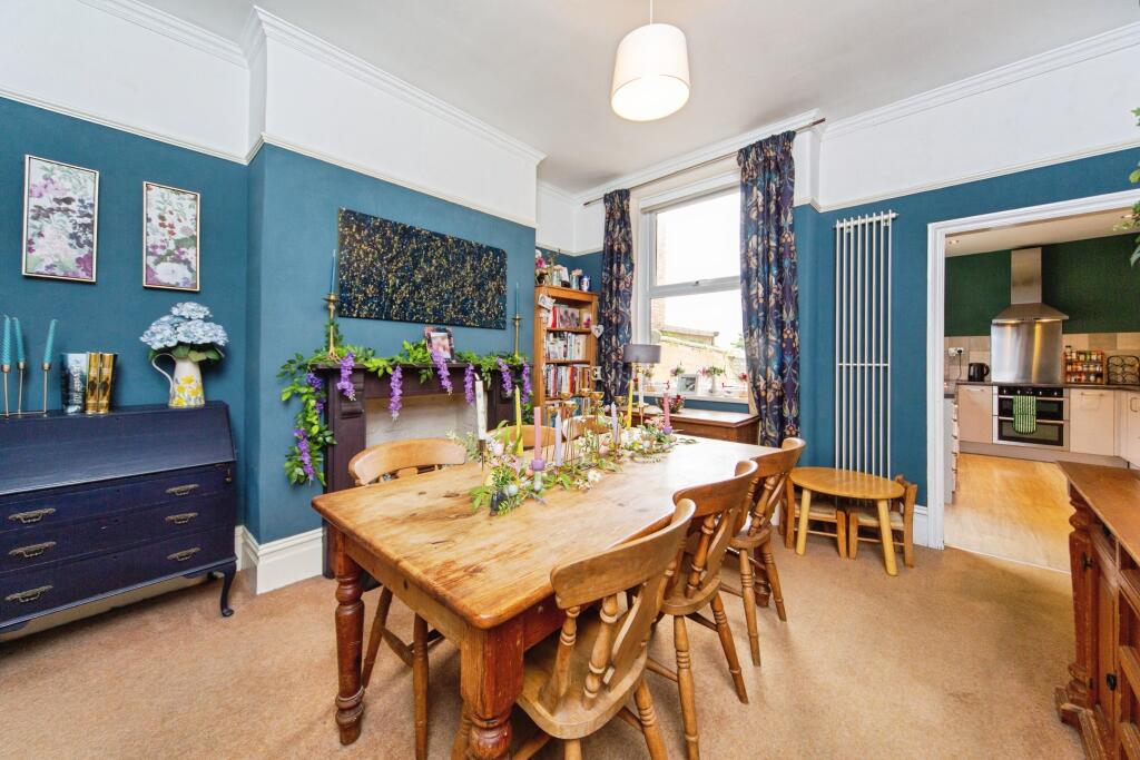 Village Road, Wirral, CH63 photo 4