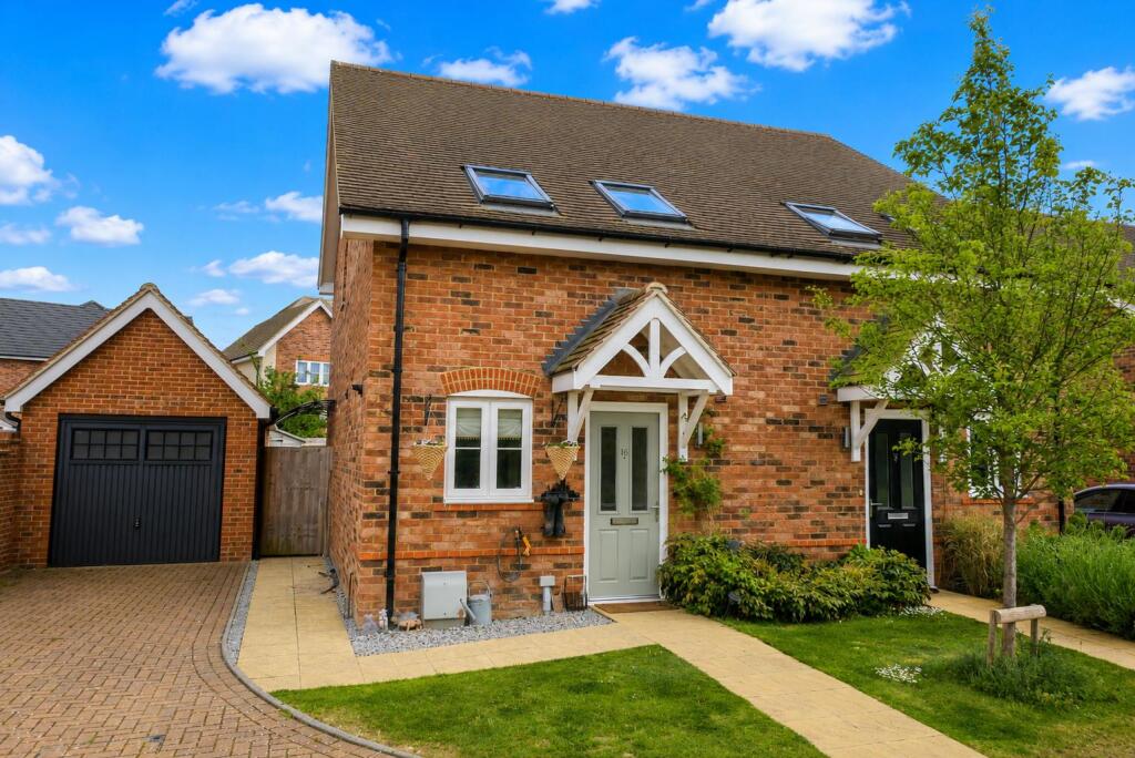 Main image of property: East End, Cholsey