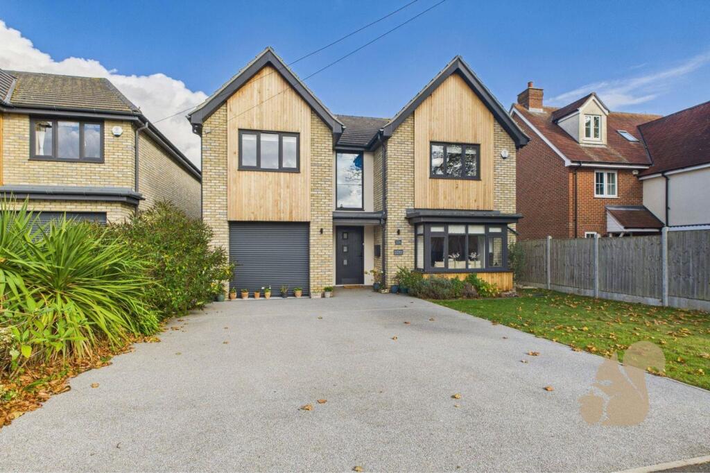 4-bed house on Empress Avenue, West Mersea, CO5, £775,000