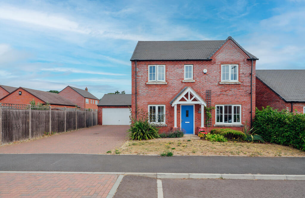 Main image of property: Bay Tree Close, Upton-upon-severn, Worcester, Worcestershire