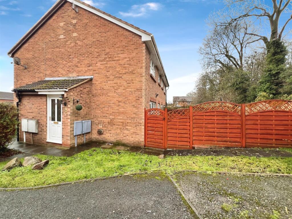 Main image of property: Hewes Close, Glen Parva, Leicester