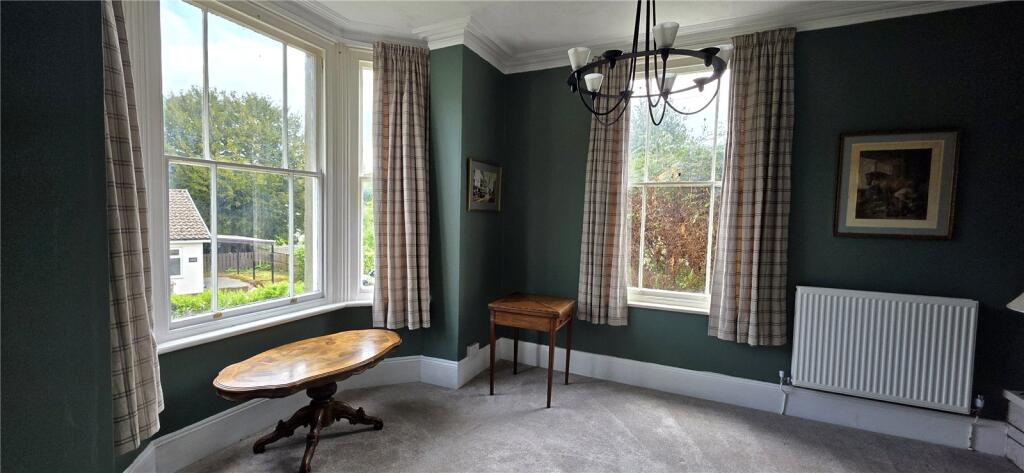 House in Llandrindod Wells - More