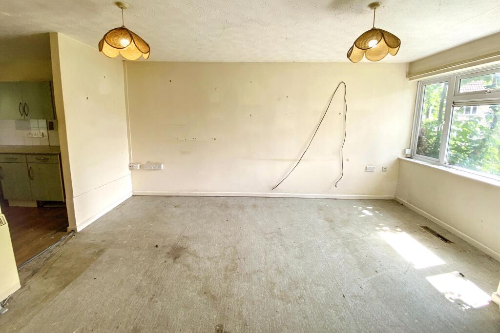 House in Kington Langley - View 4