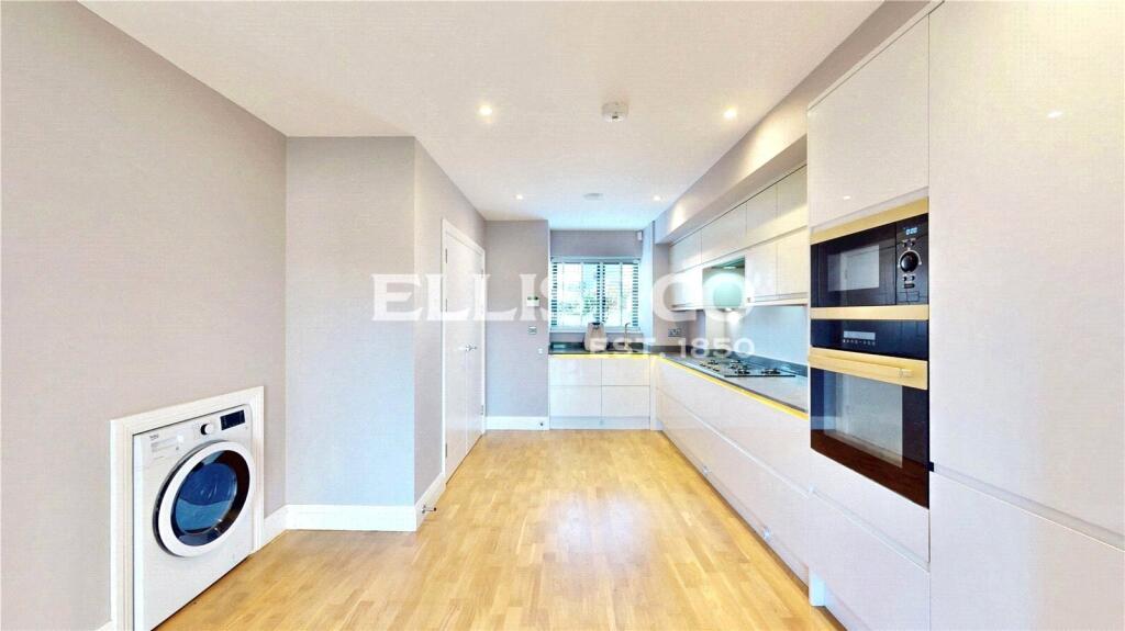 Main image of property: Bideford Avenue, Perivale, Greenford, UB6