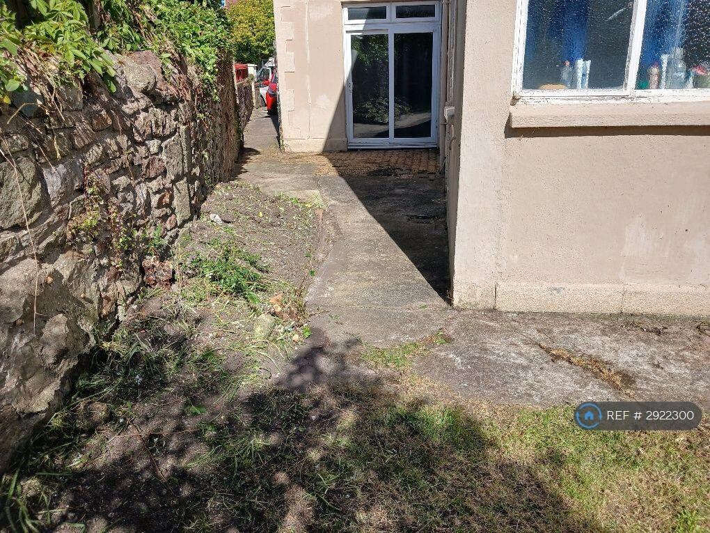 1 bedroom house share for rent
