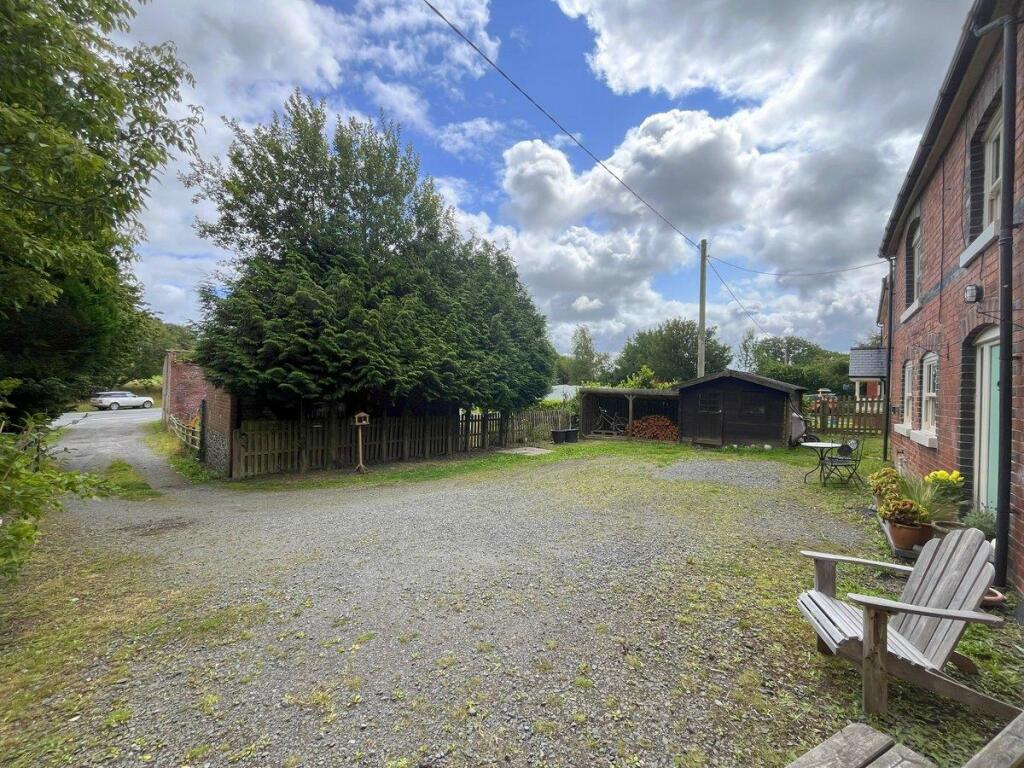House in Rhayader, St. Harmon - View 4