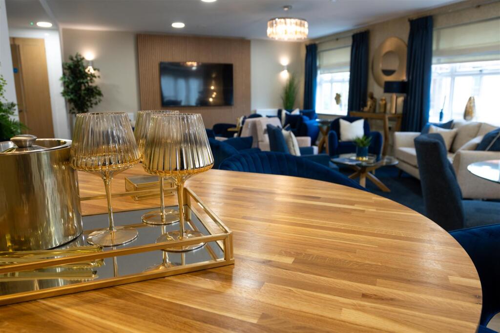 Apartment in Sheffield - More