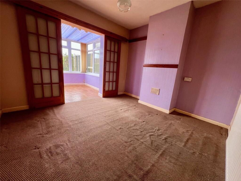 House in Haverfordwest, Pembrokeshire - More