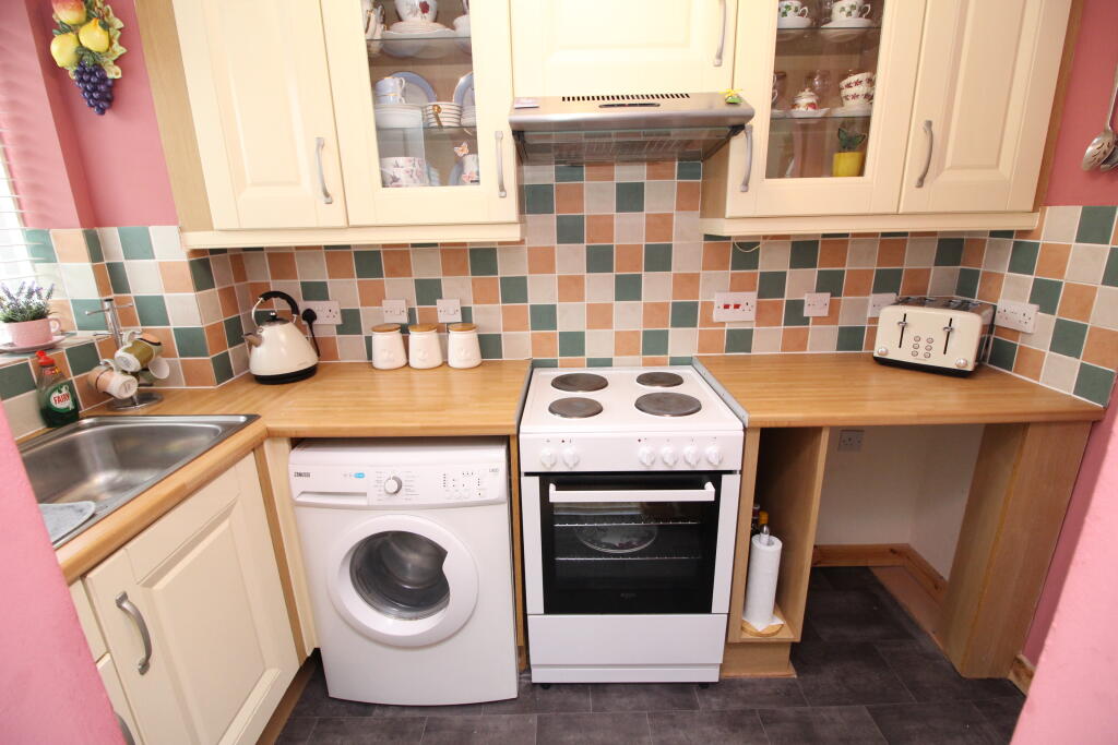 House in London - View 3