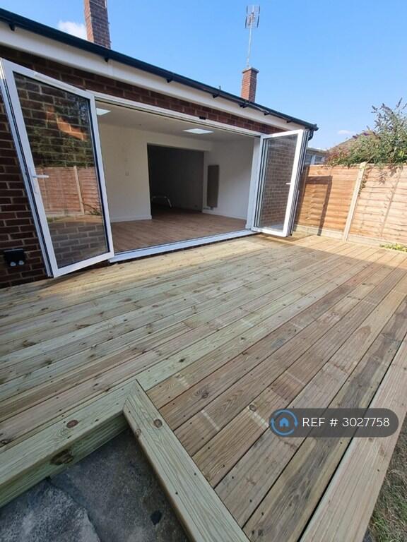 House in Stevenage - View 4
