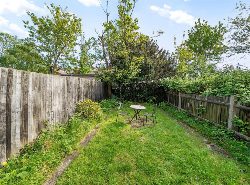 House in London, Leyton - View 3