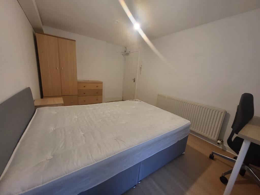 6 bedroom duplex for rent