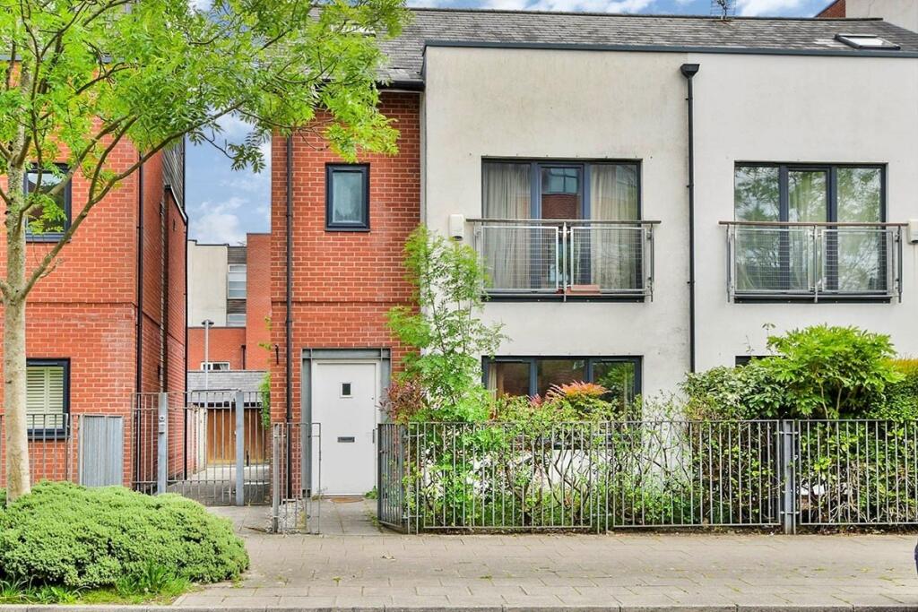 Main image of property: The Boulevard, West Didsbury, Manchester, M20