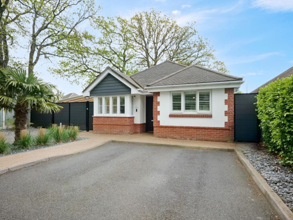 House in Poole, Oakdale