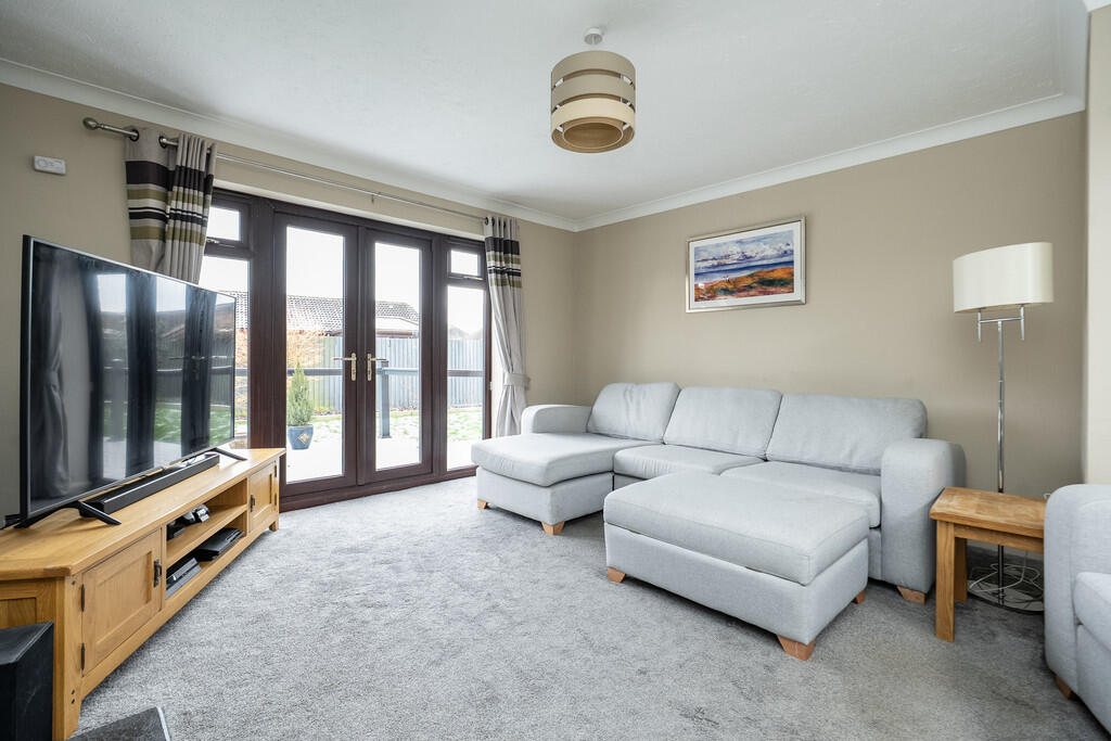 Wisteria Way , Bourne photo 2