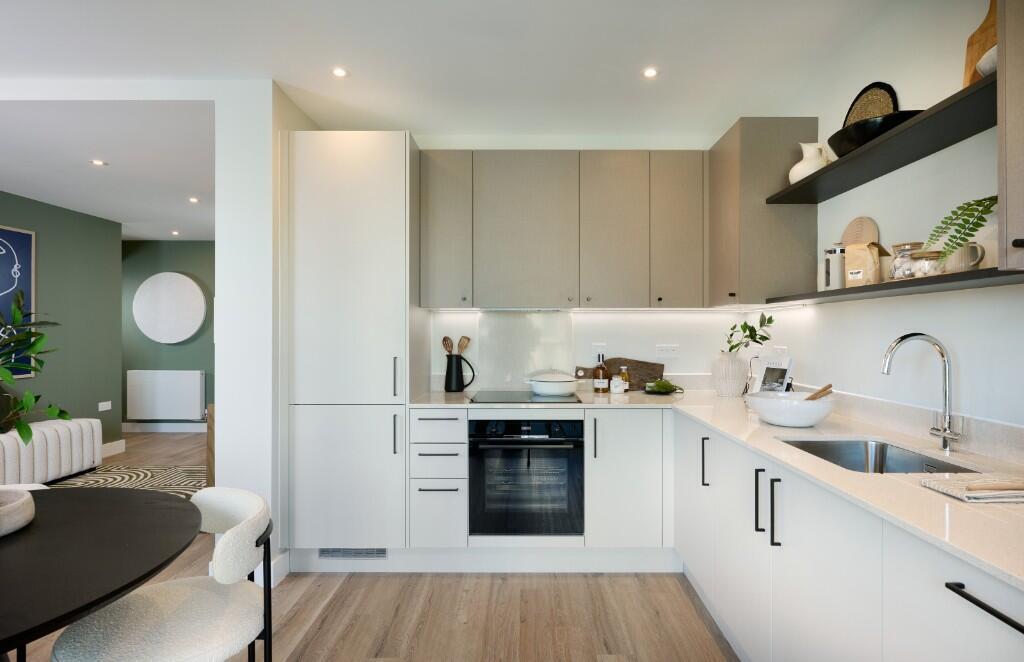 Main image of property: Green Park Village & Bankside Gardens,
50 Flagstaff Road,
Reading,
RG2 6BU