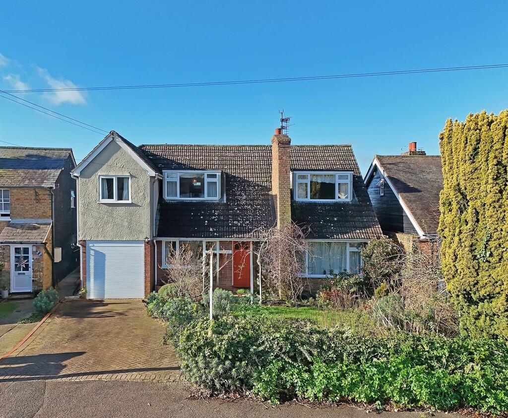 Main image of property: Chelmsford Road, Felsted