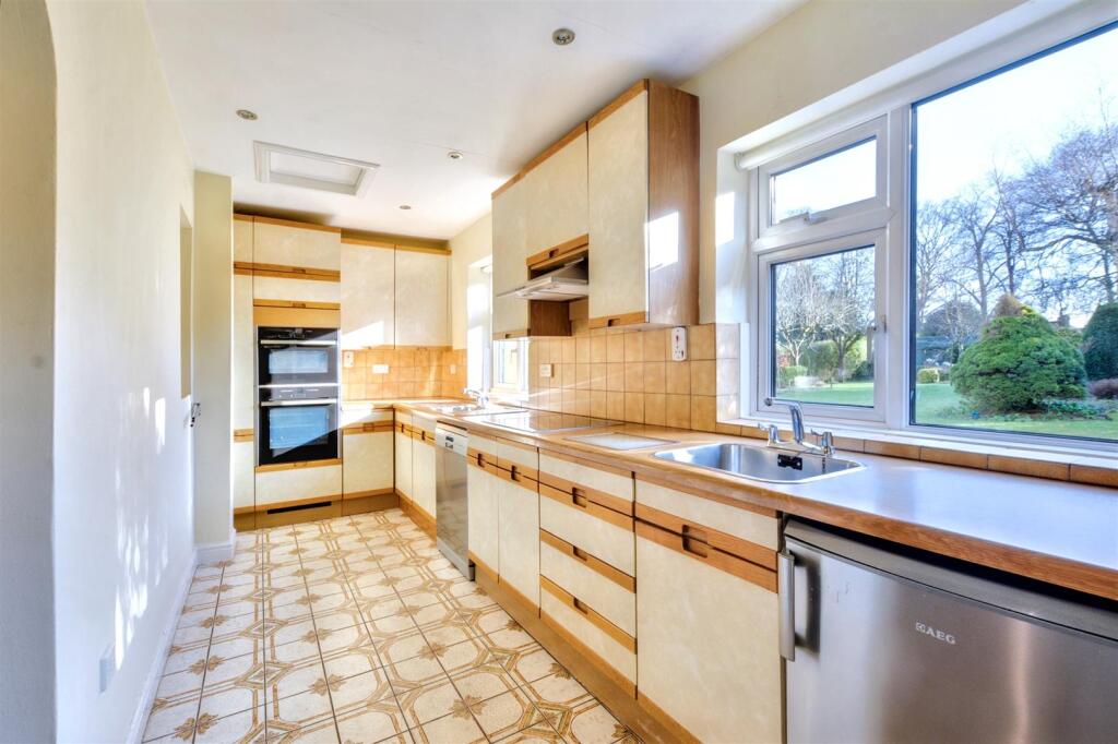 Beeston Fields Drive, Beeston, Nottingham photo 3