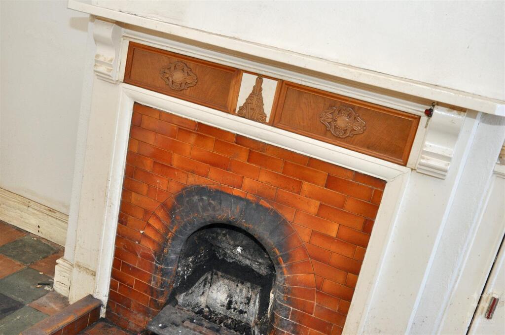 Middleton Place, Loughborough photo 2