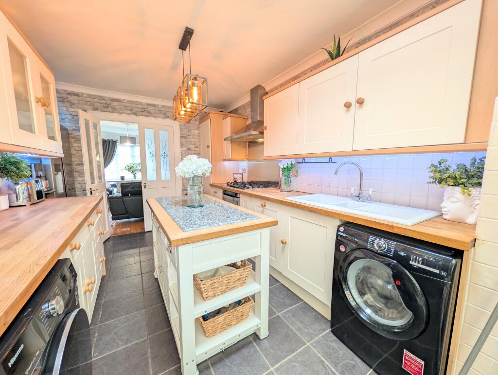 House in Stockport, Greater Manchester - View 3