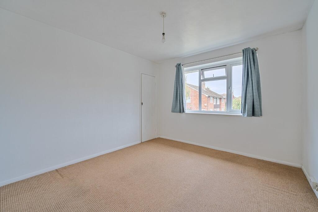 Apartment in Canterbury, Kent - View 5