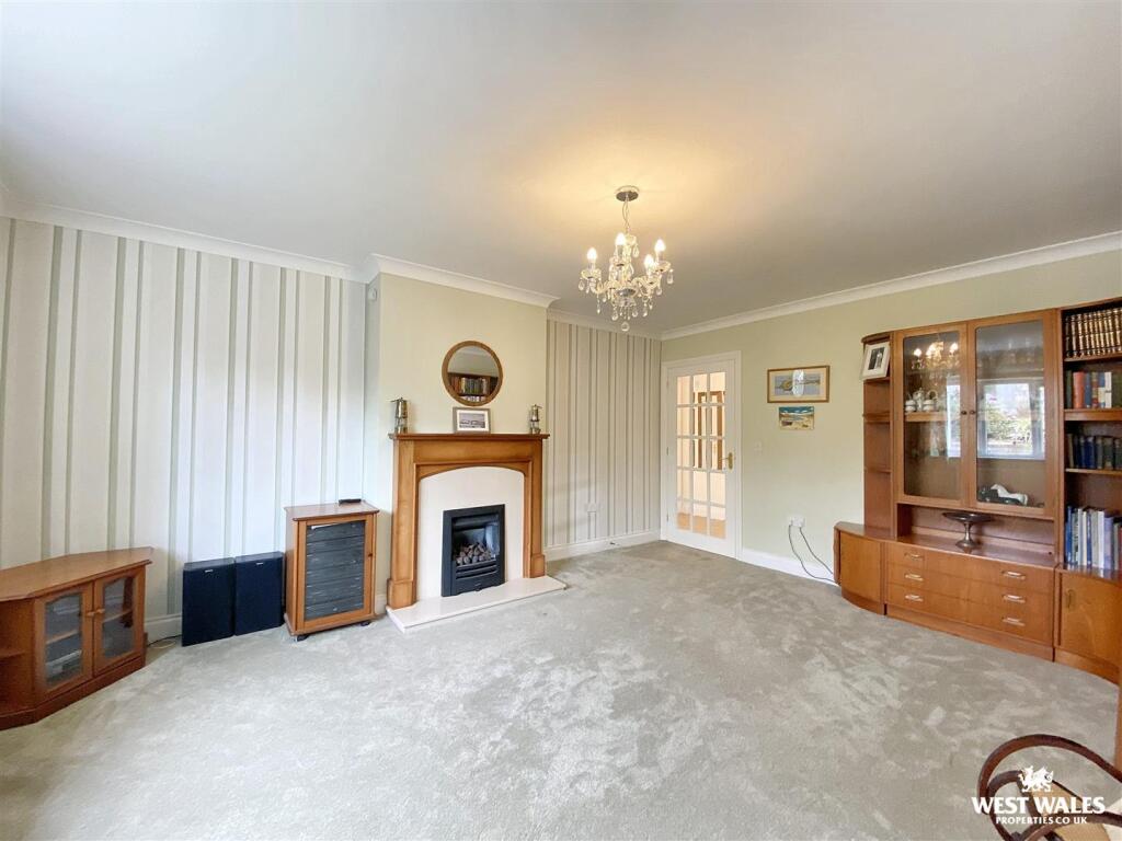 Gibbas Way, Pembroke photo 2