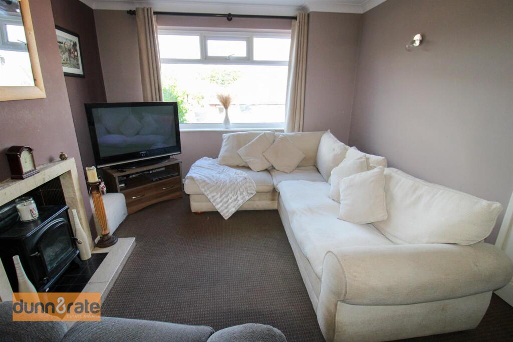 House in Stoke-on-Trent - View 3
