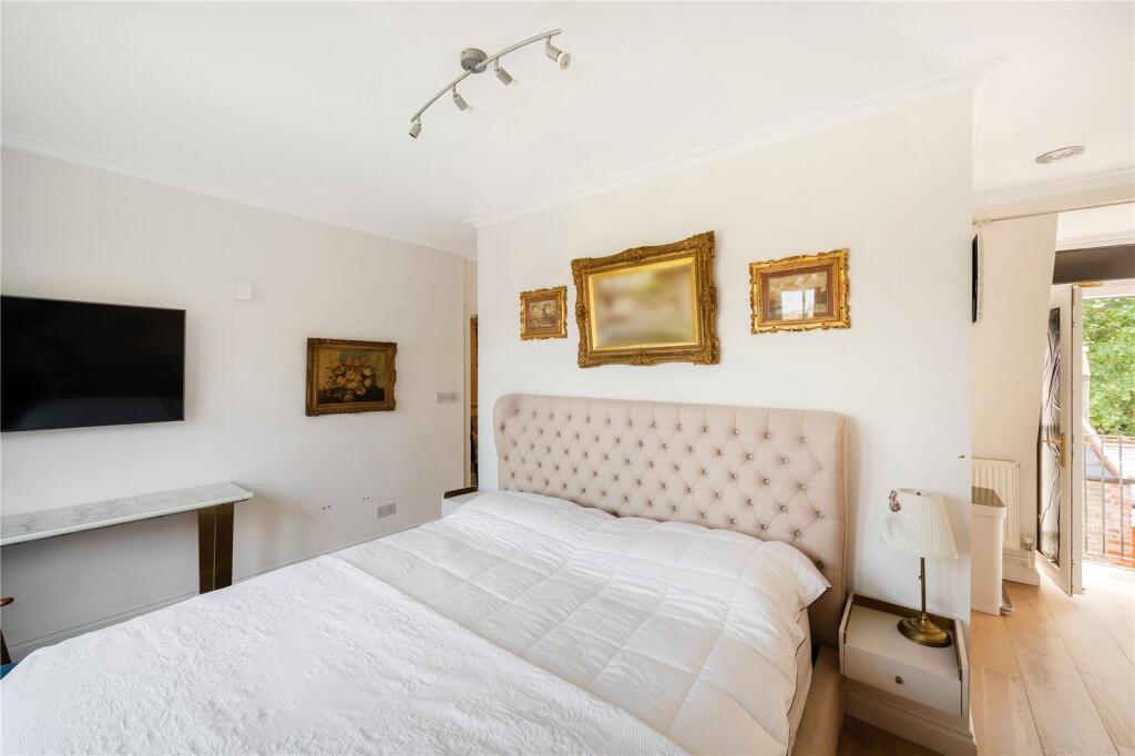 Wentworth Mansions, Keats Grove, Hampstead, NW3 photo 4