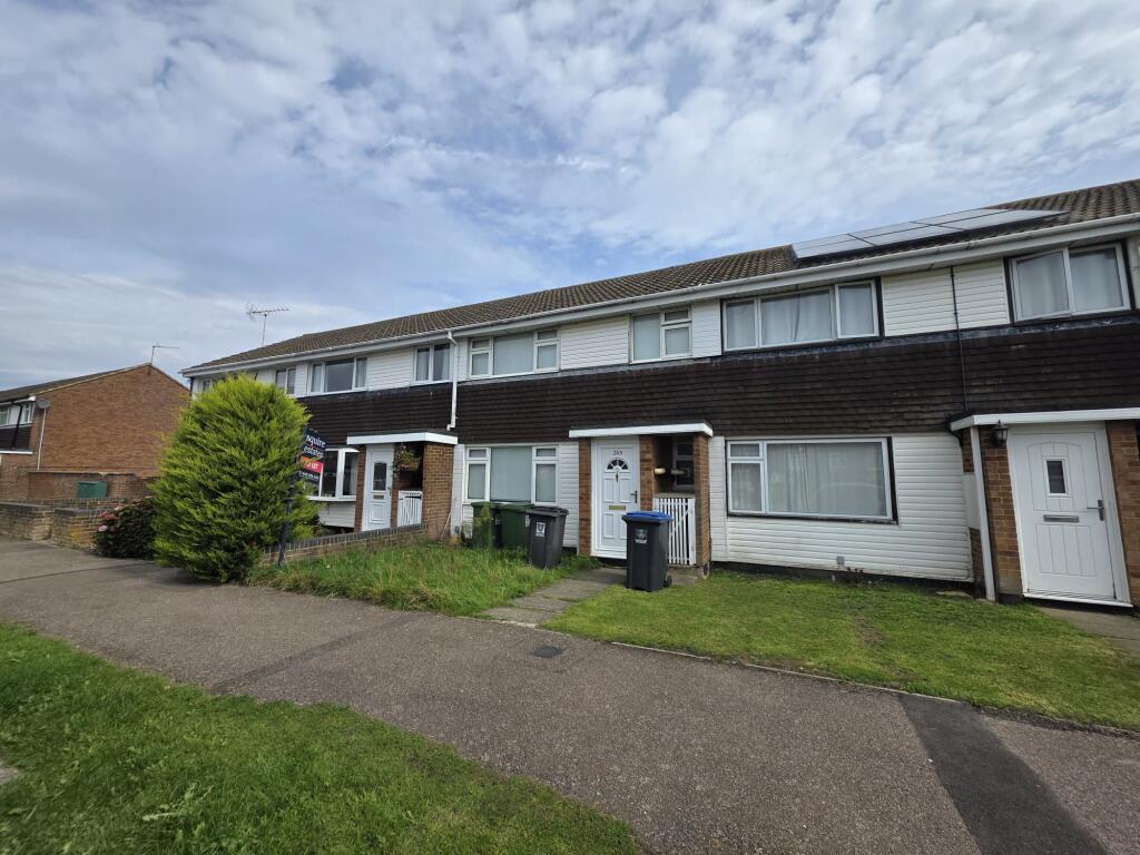 Main image of property: 269 St. Agnells Lane, Hemel Hempstead, HP2
