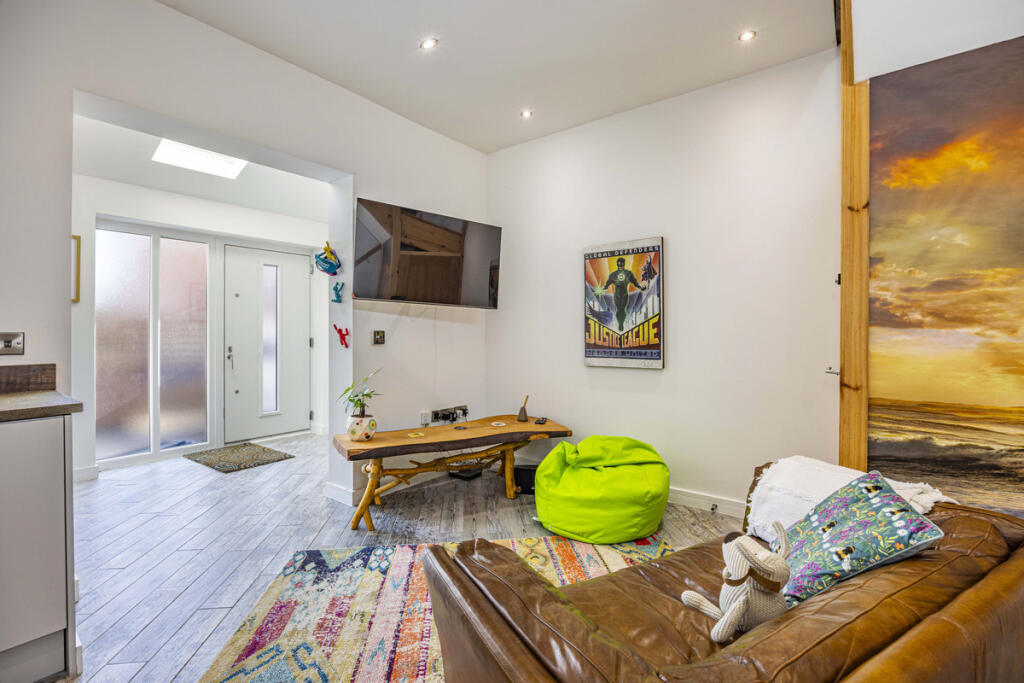 House in Rushcliffe, Lady Bay - View 3