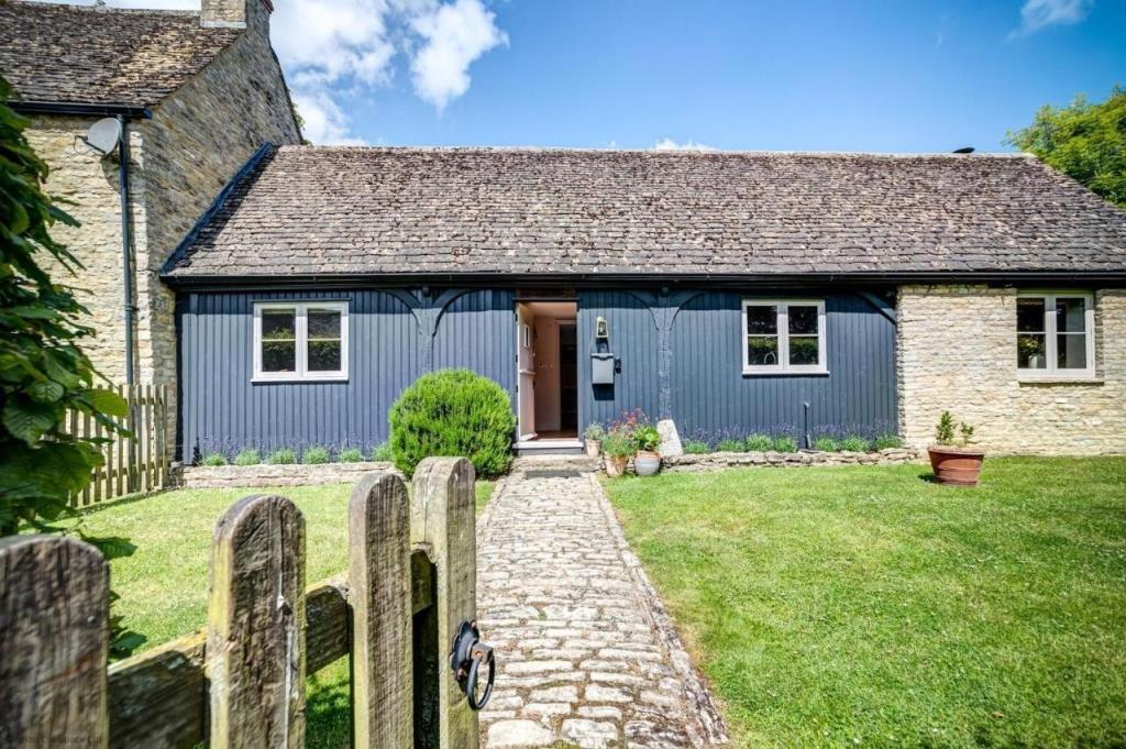 Main image of property: Ramsden, Chipping Norton, OX7