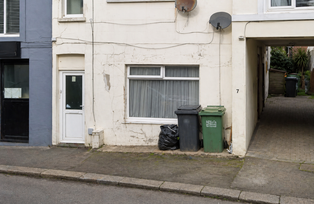 Main image of property: Flat 5A, Hughenden Road, Hastings, TN34 3TG